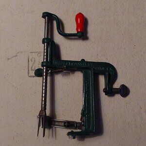 Vintage White Mountain apple peeler